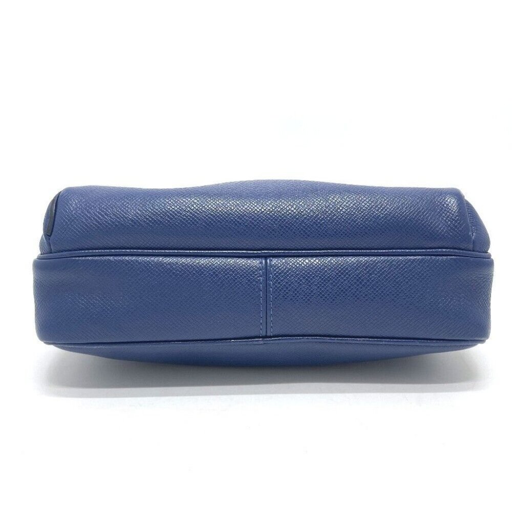 LOUIS VUITTON M33437 Taiga Outdoors Messenger Shoulder Bag TaigaLeather blue - Picture 6 of 11